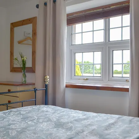 Bumblebee Nook * Penrith